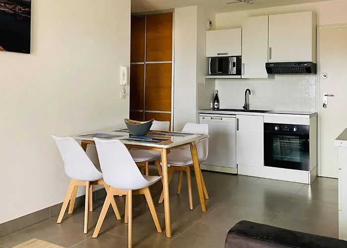 Les Oliviers Rousse Apartment *